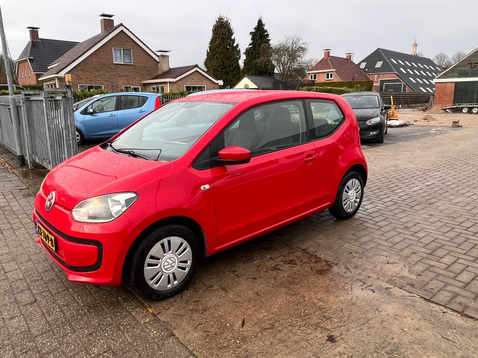 Volkswagen up! 1.0 55KW/75PK 3-DRS 2012 Rood, Auto's, 74 pk, Up!, 4 stoelen, Bedrijf