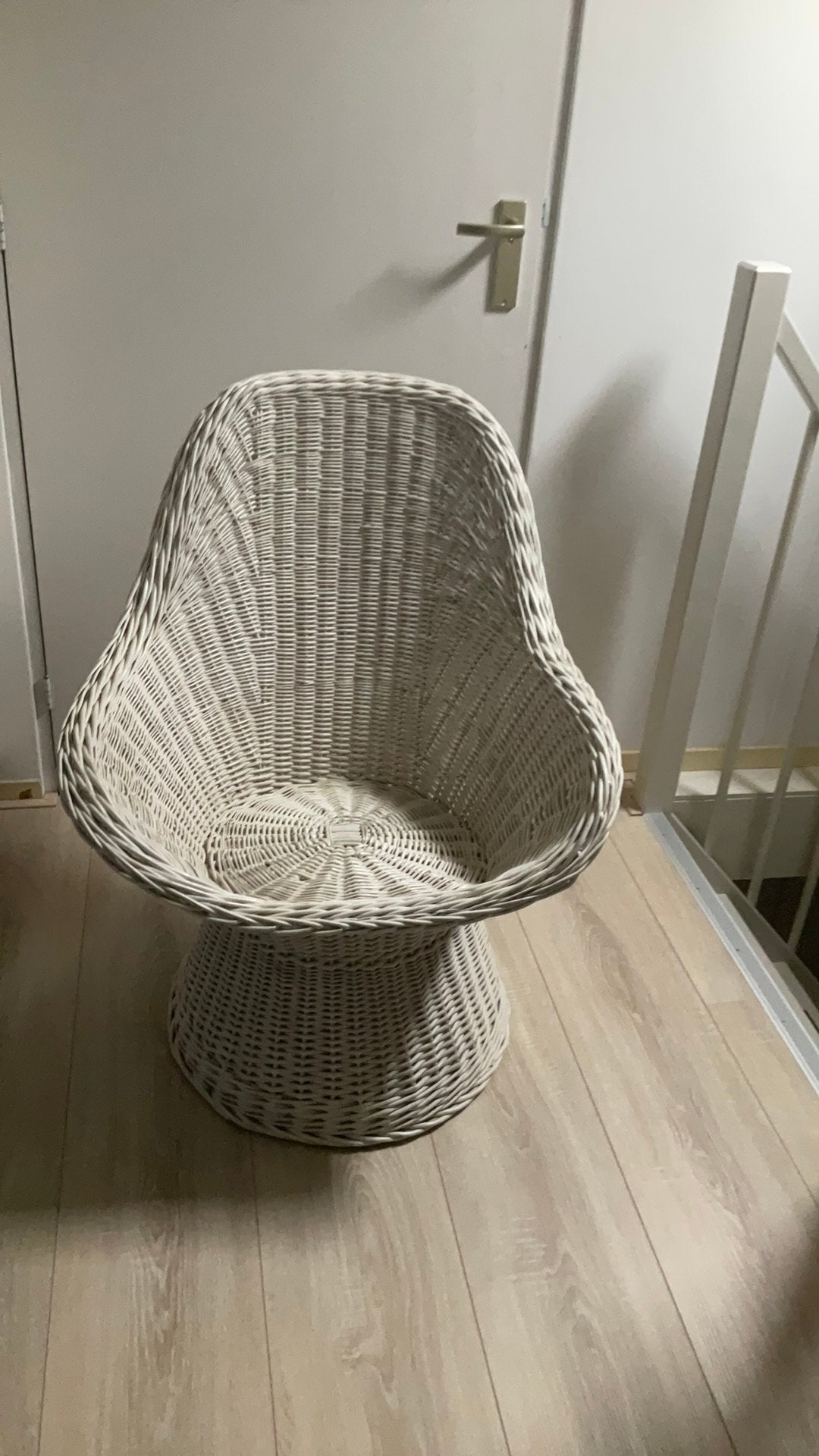 Revival jaren 70 rotan stoel, Ophalen, Zo goed als nieuw, Bruin, Eén