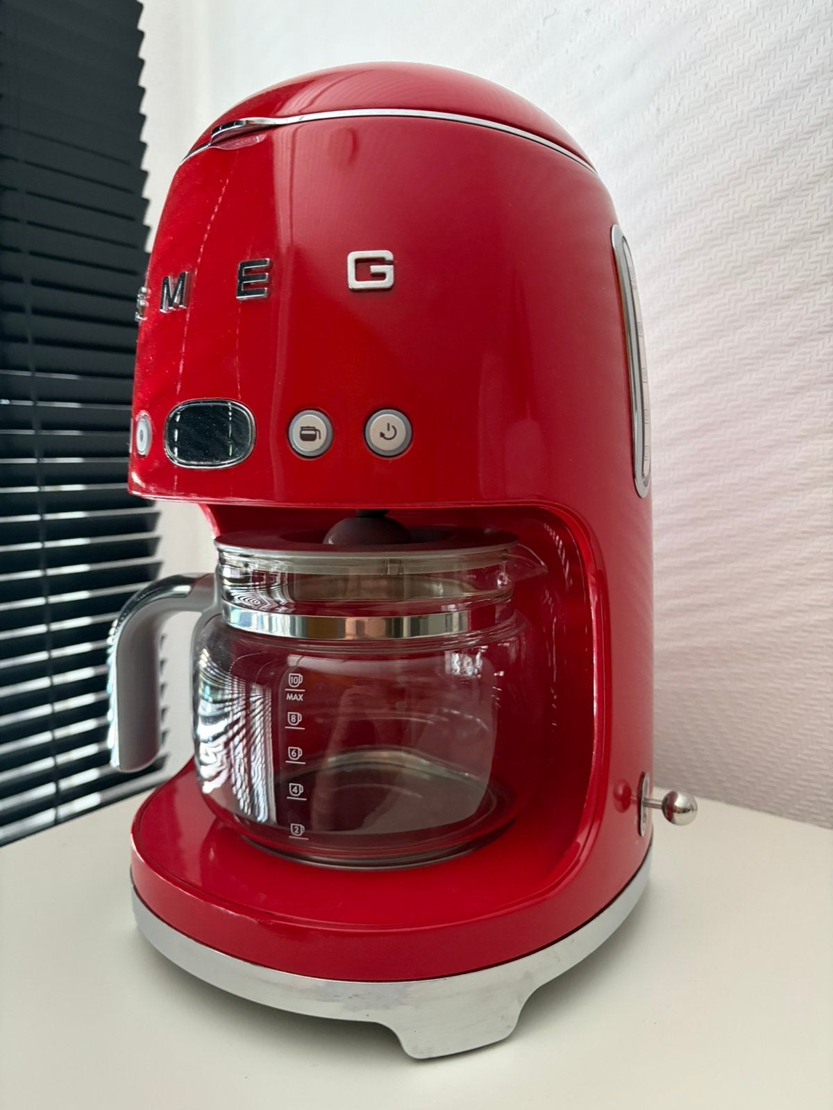 SMEG filterkoffiezetapparaat, Witgoed en Apparatuur, Koffiezetapparaten, Ophalen, Gebruikt, 10 kopjes of meer, Koffiemachine