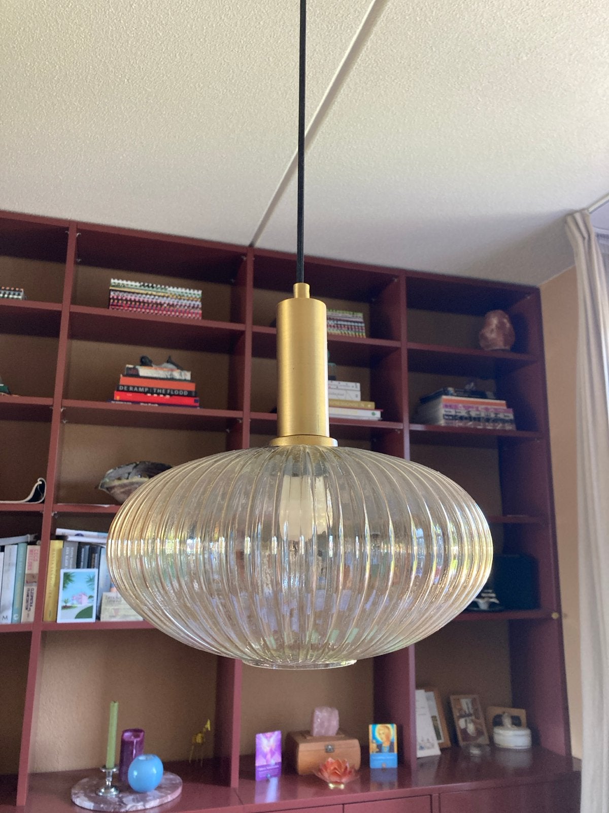 Hanglamp met geribbeld glazen kap, Ophalen of Verzenden, Zo goed als nieuw, Glas, E27 (groot)
