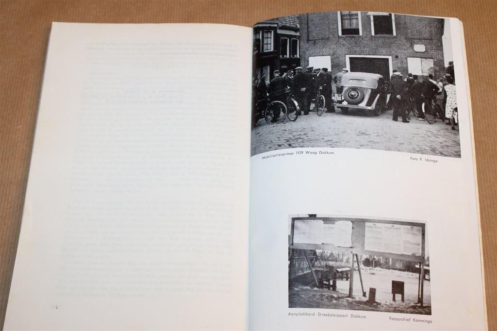 Ausweis voor Noord Oost Friesland — WOII 1965, Boeken, Ophalen of Verzenden, Gelezen