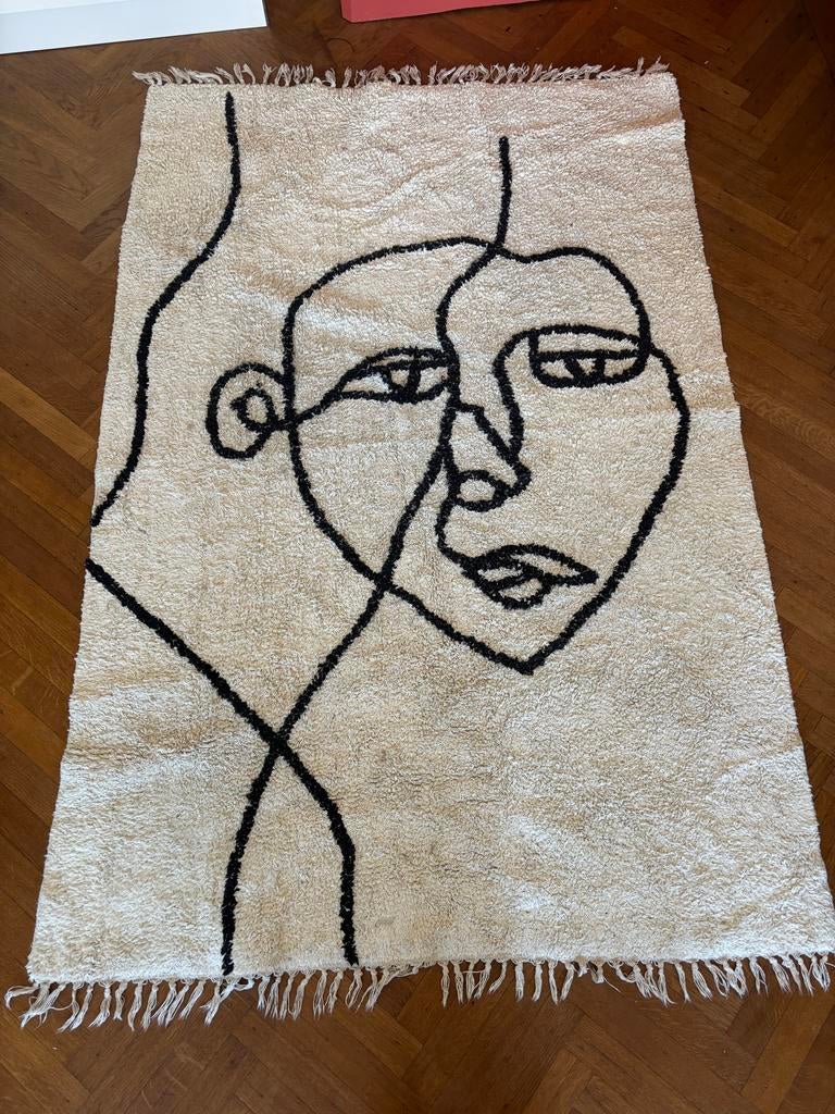 Sissy Boy kleed met abstract gezicht - 120x180 cm, Huis en Inrichting, Stoffering | Tapijten en Kleden, Ophalen, 100 tot 150 cm