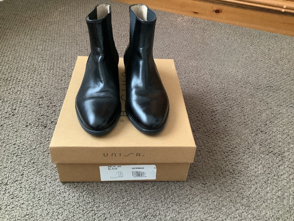 Unisa chelsea boots - zwart - maat 37, Zwart, Lage of Enkellaarzen, Ophalen of Verzenden, Zo goed als nieuw