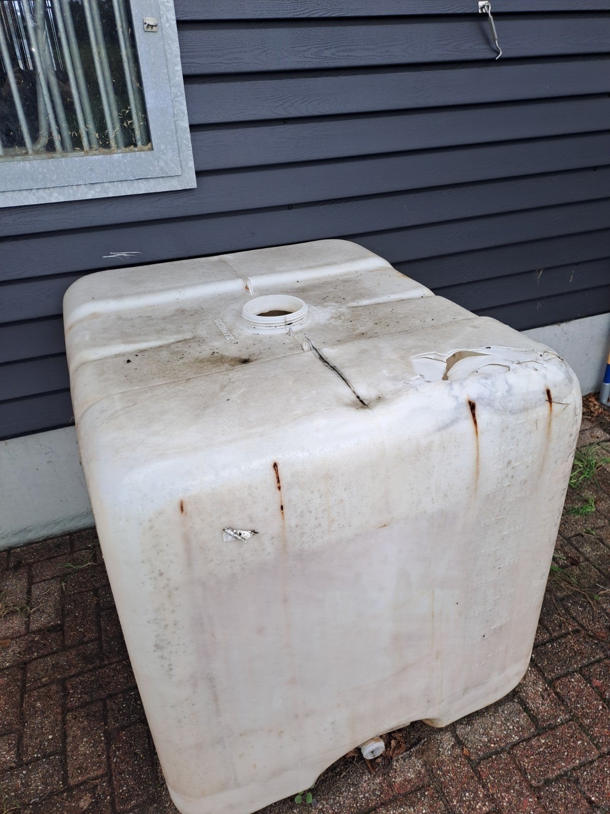 gratis ibc bak 1000 liter, Tuin en Terras, Regentonnen, Ophalen, Kunststof, Gebruikt, Met kraantje