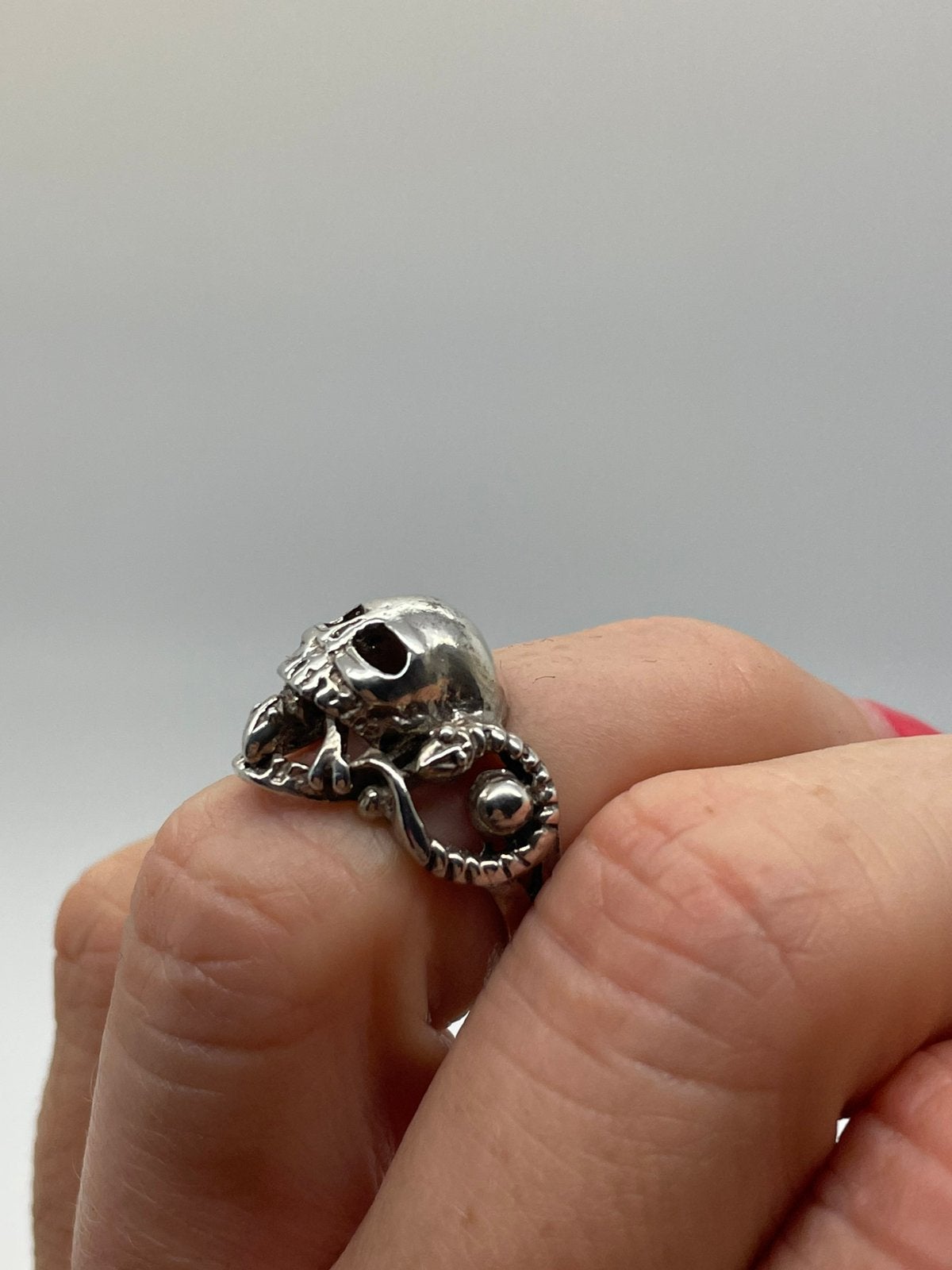 F629 Prachtige zilveren skull snakes ring maat 16, Ophalen of Verzenden, Kleiner dan 17, X, Dame of Heer