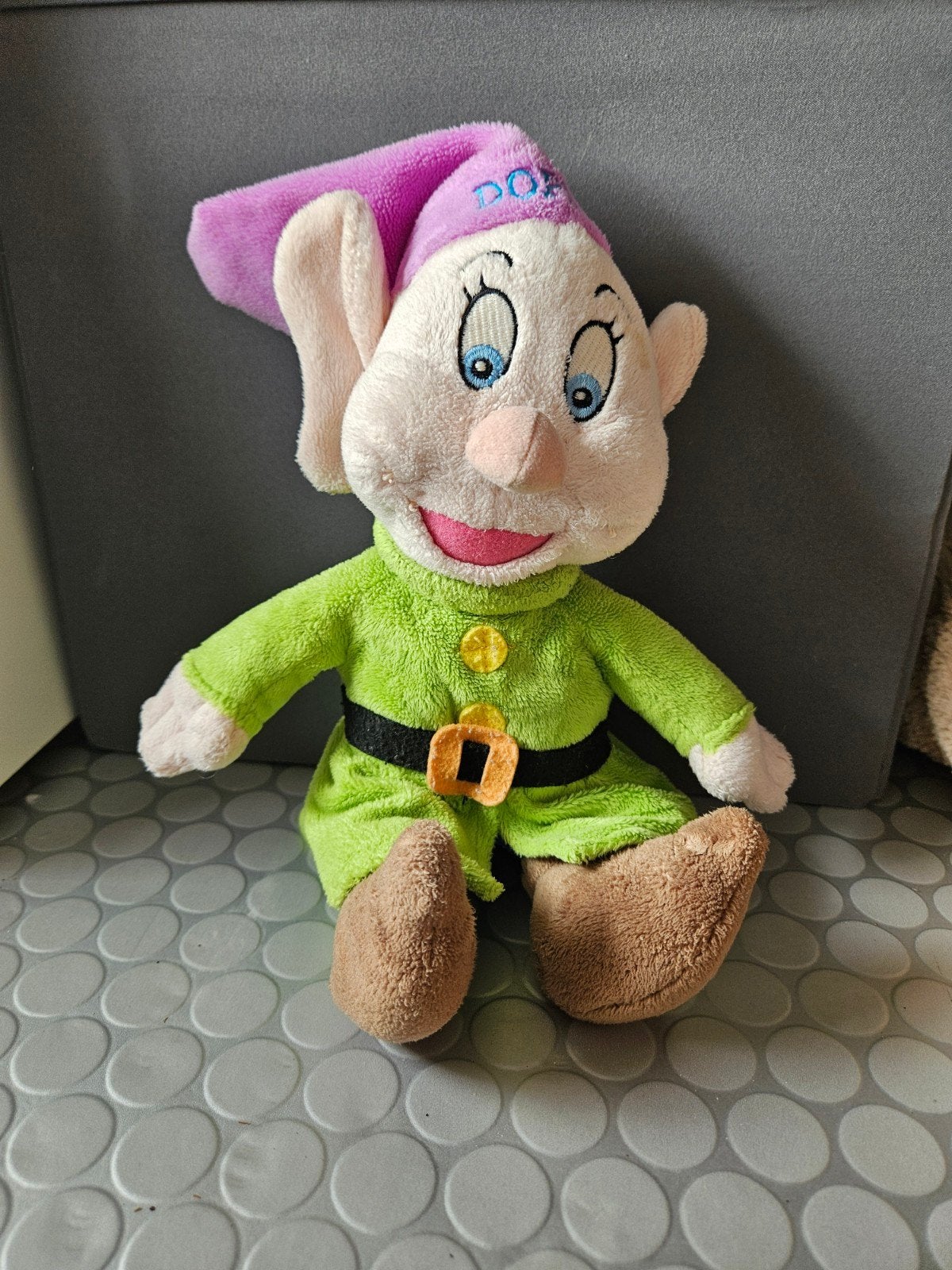 Knuffel Dopey uit Sneeuwwitje - Disney, Kinderen en Baby's, Disney, Overige typen, Ophalen of Verzenden, Zo goed als nieuw
