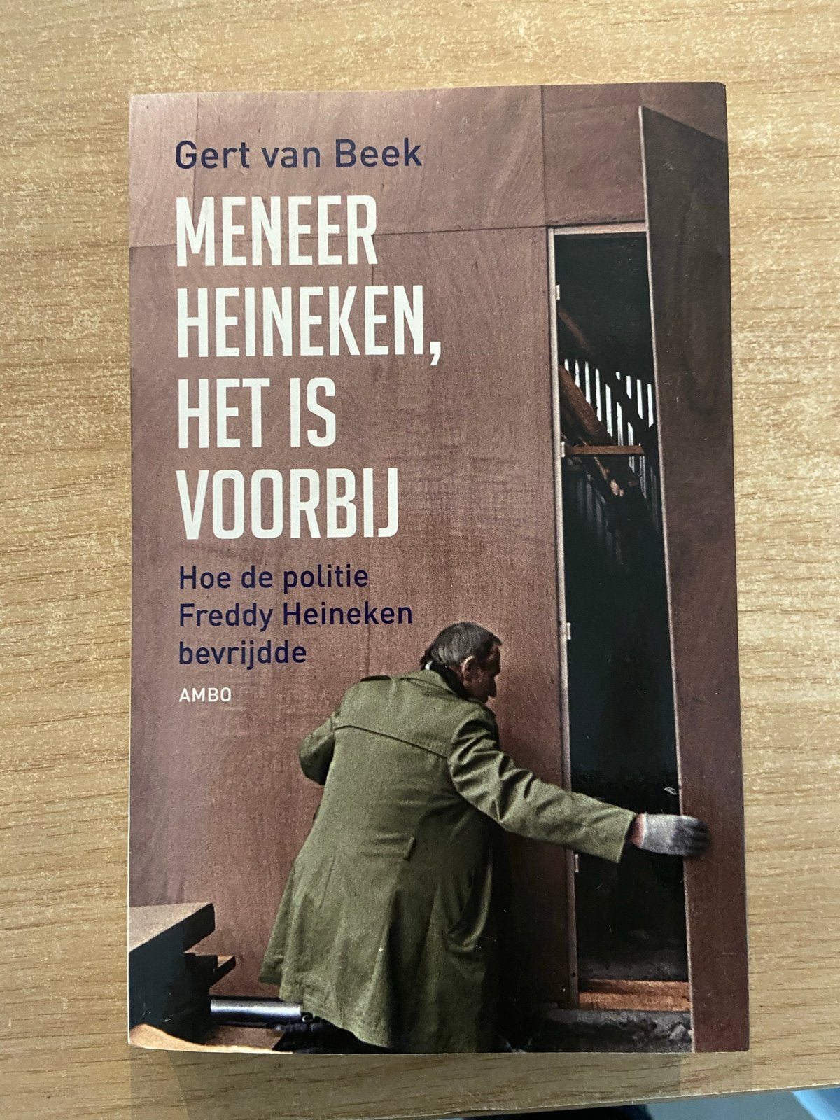 Gert van Beek - Meneer Heineken, het is voorbij, Ophalen of Verzenden, Zo goed als nieuw, Gert van Beek
