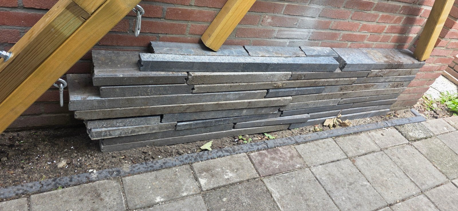 50 strekkende meter opsluitbanden - Grijs/Antraciet, Tuin en Terras, Grind, Keien en Split, Ophalen, Gebruikt, Overige typen