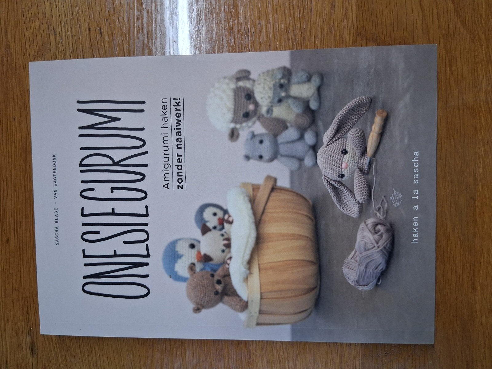 Onesiegurumi: Amigurumi haken zonder naaiwerk!, Boeken, Ophalen of Verzenden, Zo goed als nieuw, Geschikt voor kinderen, Sascha Blase-Van Wagtendonk