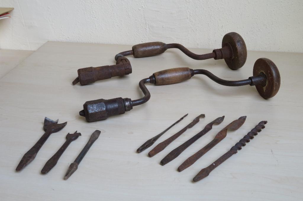 Antieke handboren. Met bijpassende boortjes., Ophalen of Verzenden