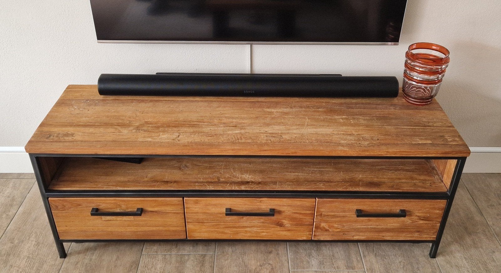 Robuust TV-meubel van teak hout en metaal, Gebruikt, 100 tot 150 cm, Industrieel, Landelijk, Minder dan 100 cm