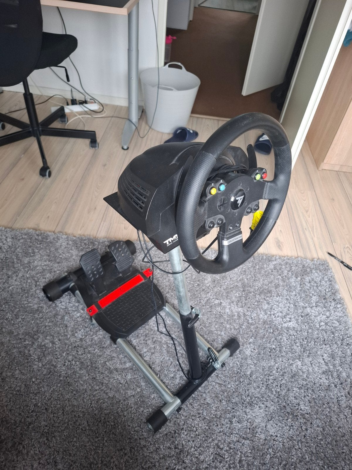 Thrustmaster gamestuur met pedalen (Voor Xbox), Ophalen, Gebruikt, Stuurtje of Sportattribuut, Xbox Series X