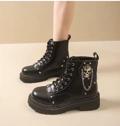 Gothic Skull Boots - Stoere Enkellaarzen met Kettingen, Kleding | Dames, Schoenen, Nieuw, Lage of Enkellaarzen, Zwart, Ophalen of Verzenden