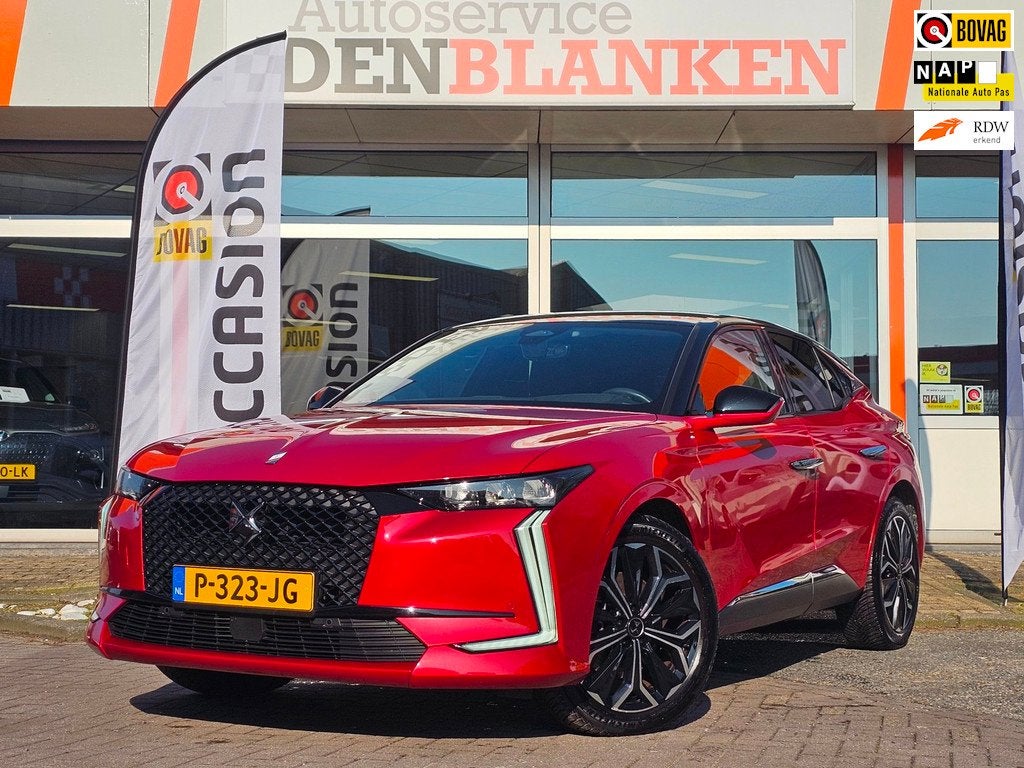 DS 4 E-Tense 1.6 Trocadero Cross Automaat BJ.2022 / Navi / C, Gebruikt, 4 cilinders, Leder en Stof, Hybride Elektrisch/Benzine