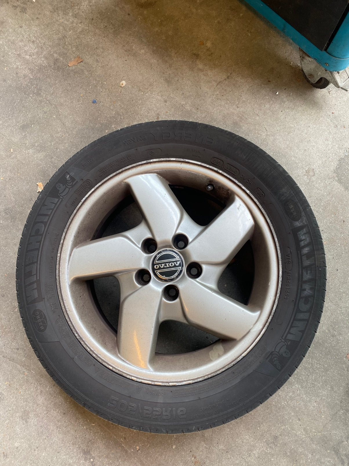 Volvo Auriga 16” velgen set + Michelin banden, Ophalen