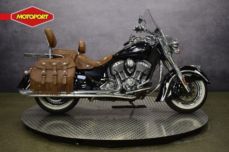 Indian CHIEF VINTAGE (bj 2015), Polaris@polaris.com, Bedrijf, Polarisweg 1
1234 AA  Polaris, Indian