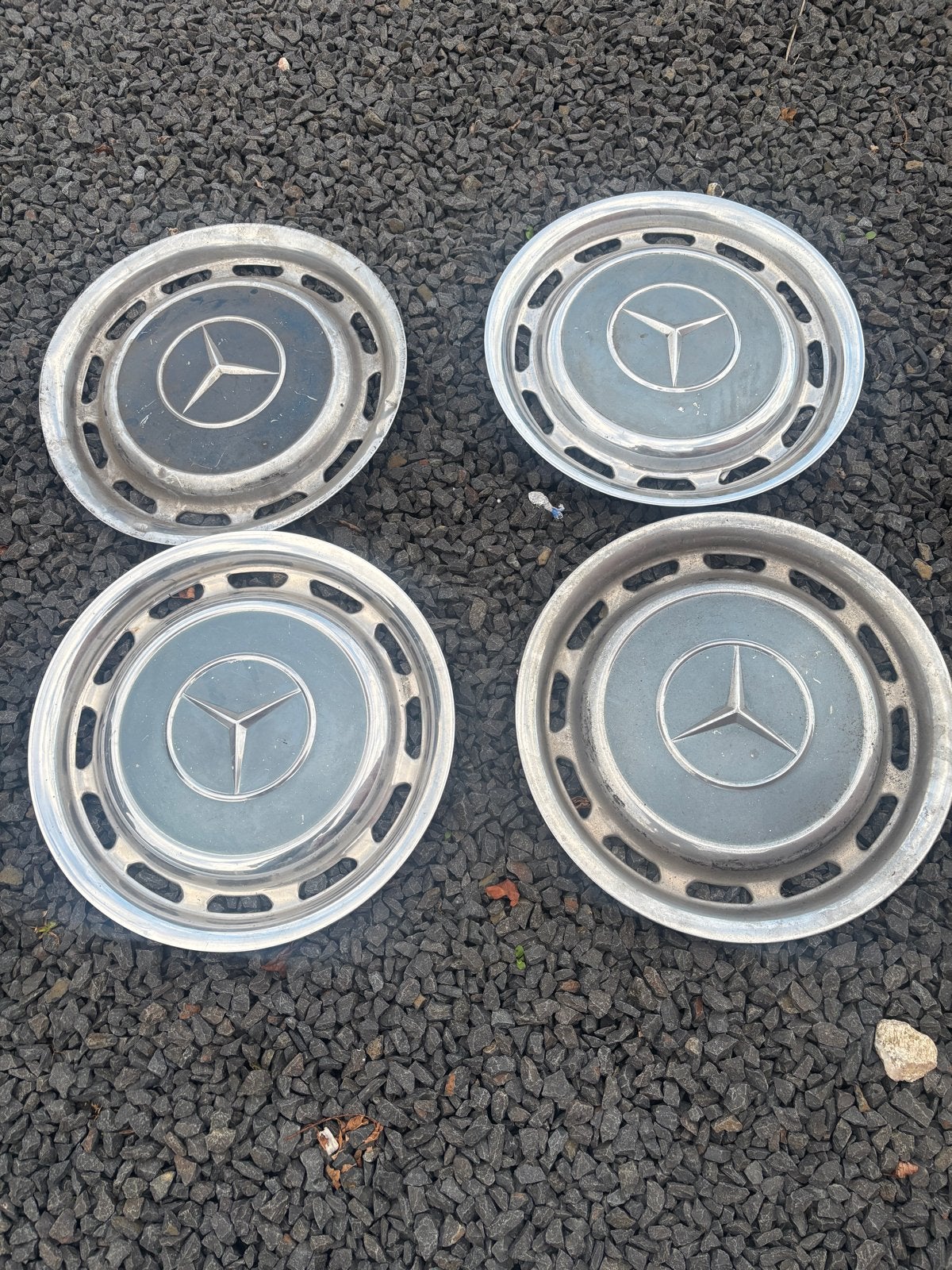 Set van 4 wieldoppen voor Mercedes - Gebruikt, Ophalen of Verzenden, Gebruikt