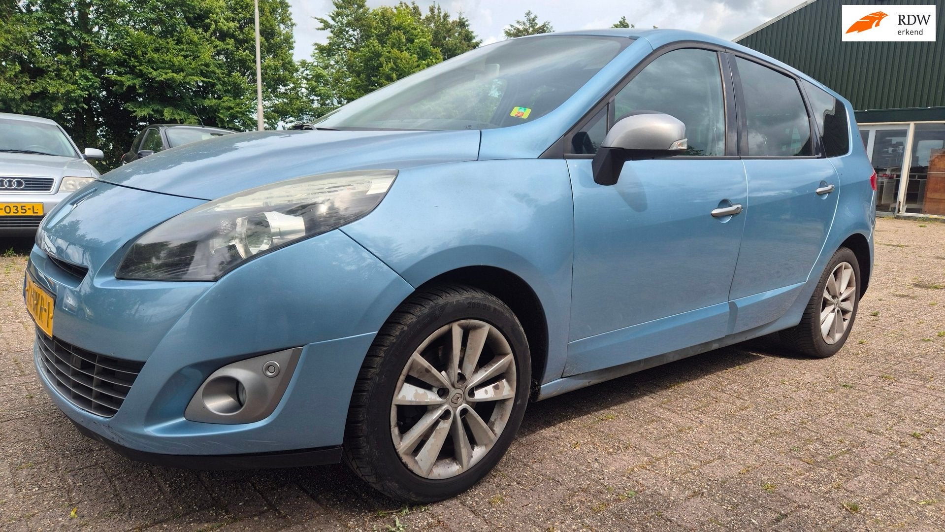 Renault Grand Scénic 1.4 TCe Celsium 7persoons NIEUWE APK A, Auto's, Renault, Voorwielaandrijving, Euro 5, Gebruikt, 4 cilinders