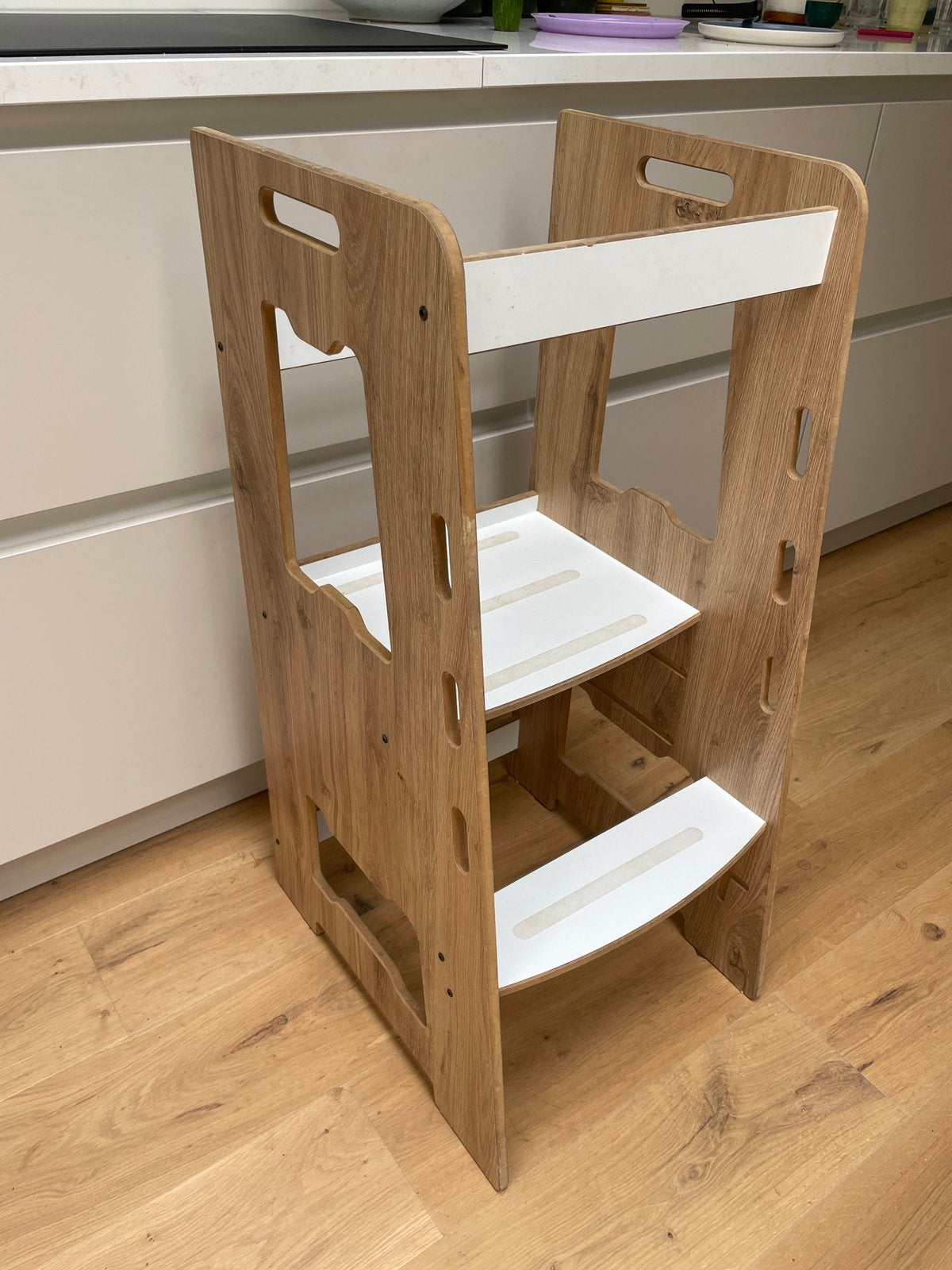 Leertoren - hout/wit, Kinderen en Baby's, Kinderstoelen, Ophalen, Zo goed als nieuw, Overige typen