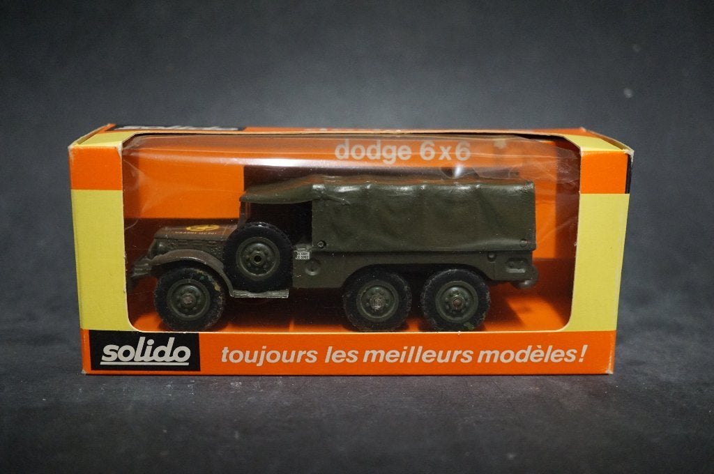 Solido Dodge 6x6 - 1/50 - TOP, Ophalen of Verzenden, Zo goed als nieuw, Auto, Overige merken
