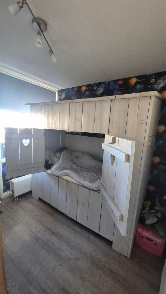 Steigerhouten kinder bedstede! 90200cm, Ophalen, Zo goed als nieuw