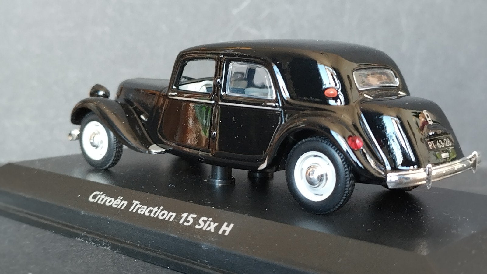 Citroen Traction Avant 15/6 1:43 Norev Pol, Auto, Verzenden, ., Nieuw