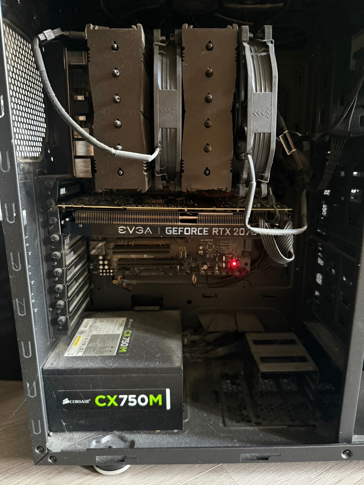 PC onderdelen, Computers en Software, Desktop Pc's, Ophalen, Zo goed als nieuw, Onbekend