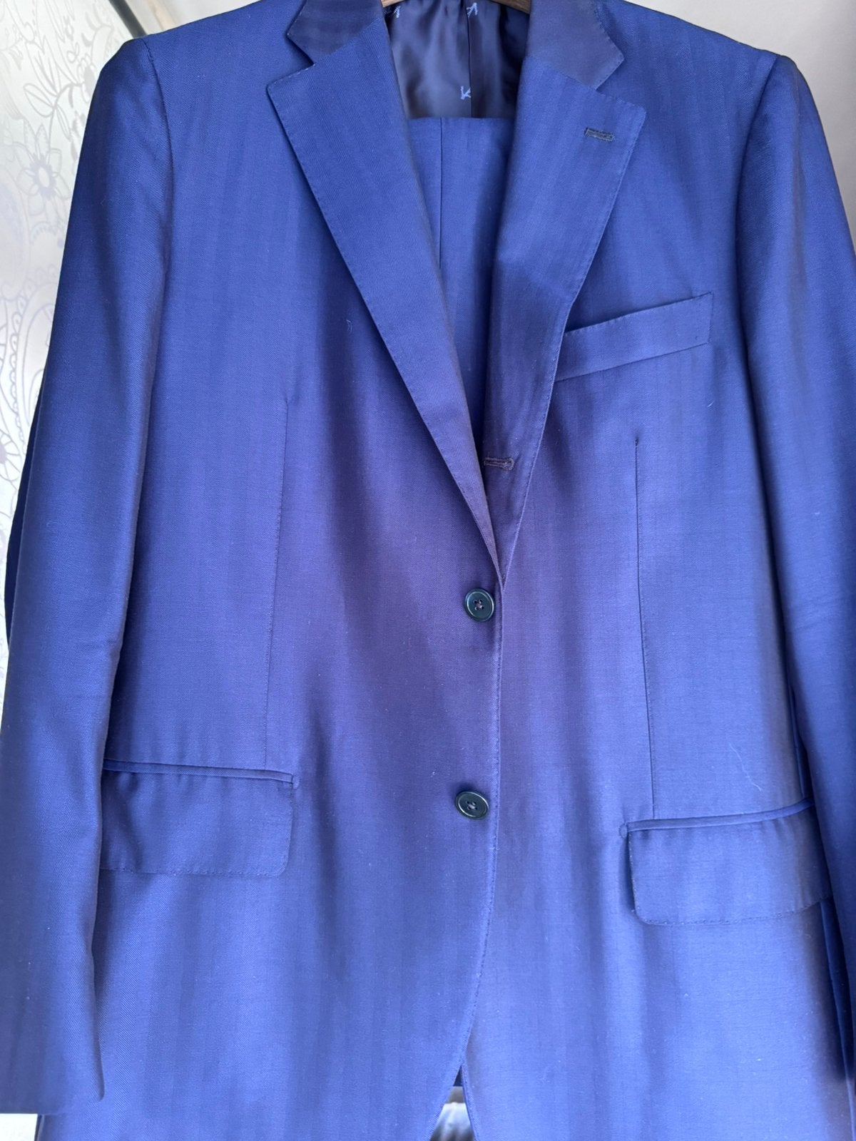 Isaia pak, Verzenden, Zo goed als nieuw, Maat 52/54 (L), Blauw