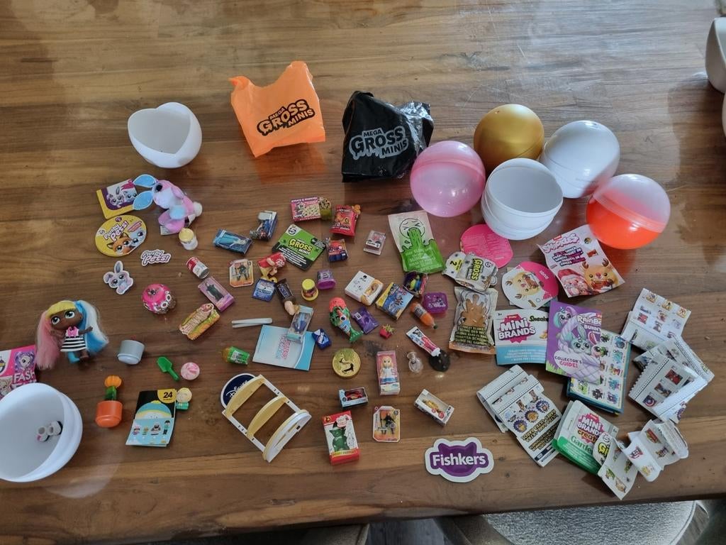 Grote verzameling Mini Brands en ander klein speelgoed, Ophalen of Verzenden, Zo goed als nieuw, Jongen of Meisje