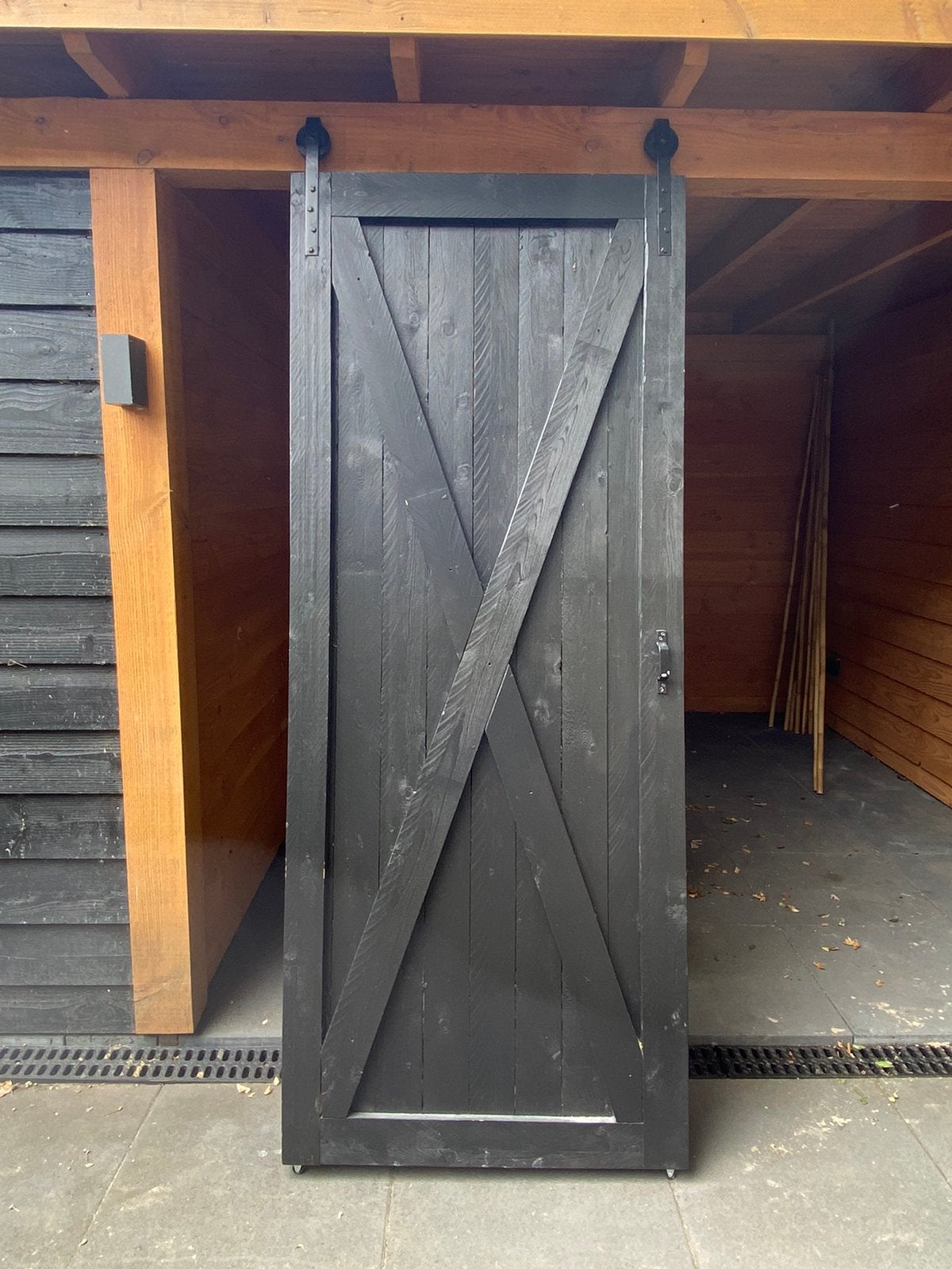 Houten landelijke schuifdeur zwart, Ophalen, Binnendeur, Zo goed als nieuw, Schuifdeur