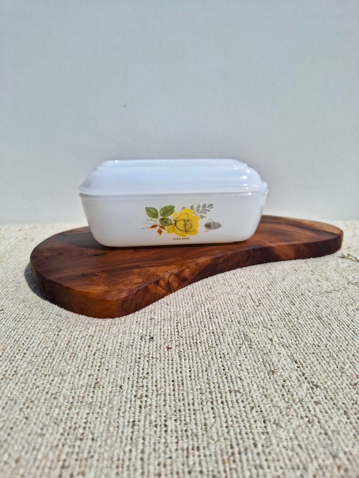 vintage botervloot Arcopalvoor Blue Band gele roos, Huis en Inrichting, Keuken | Tupperware, Overige typen, Arcopal France, Ophalen of Verzenden
