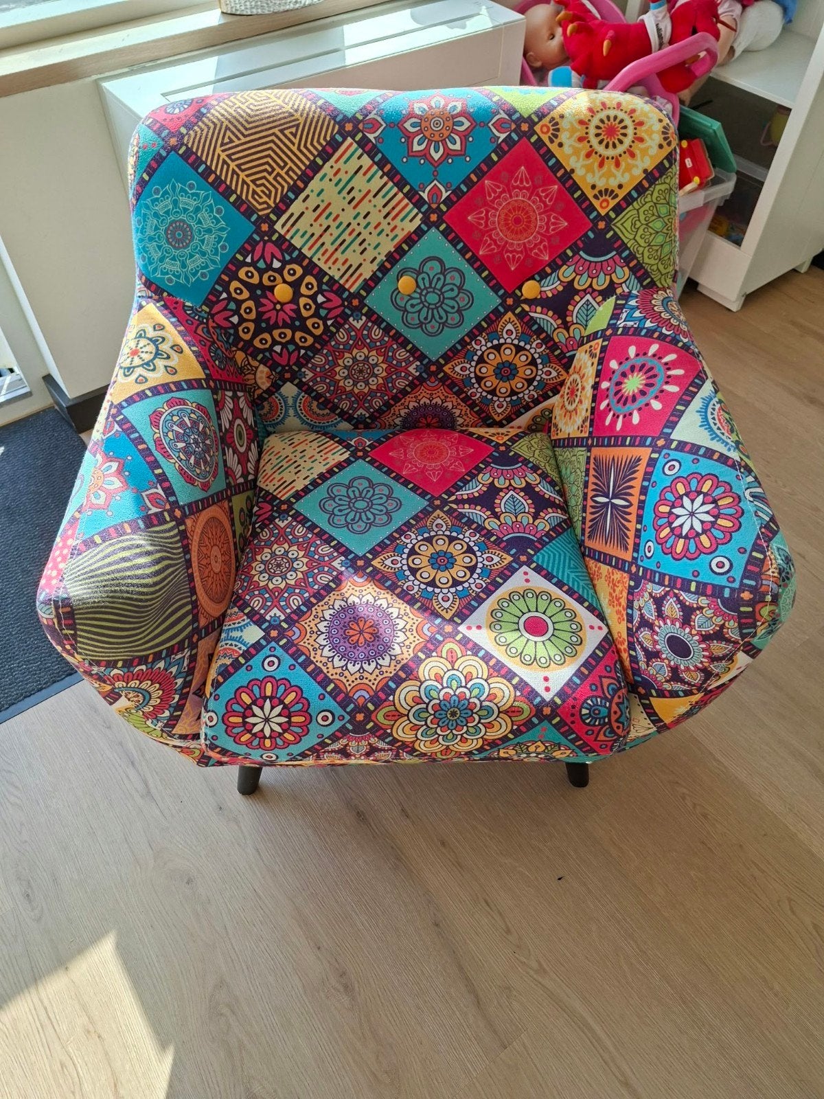 Erg mooie fleurige fauteuil ., Eenpersoons, 75 tot 100 cm, Ophalen of Verzenden, Zo goed als nieuw