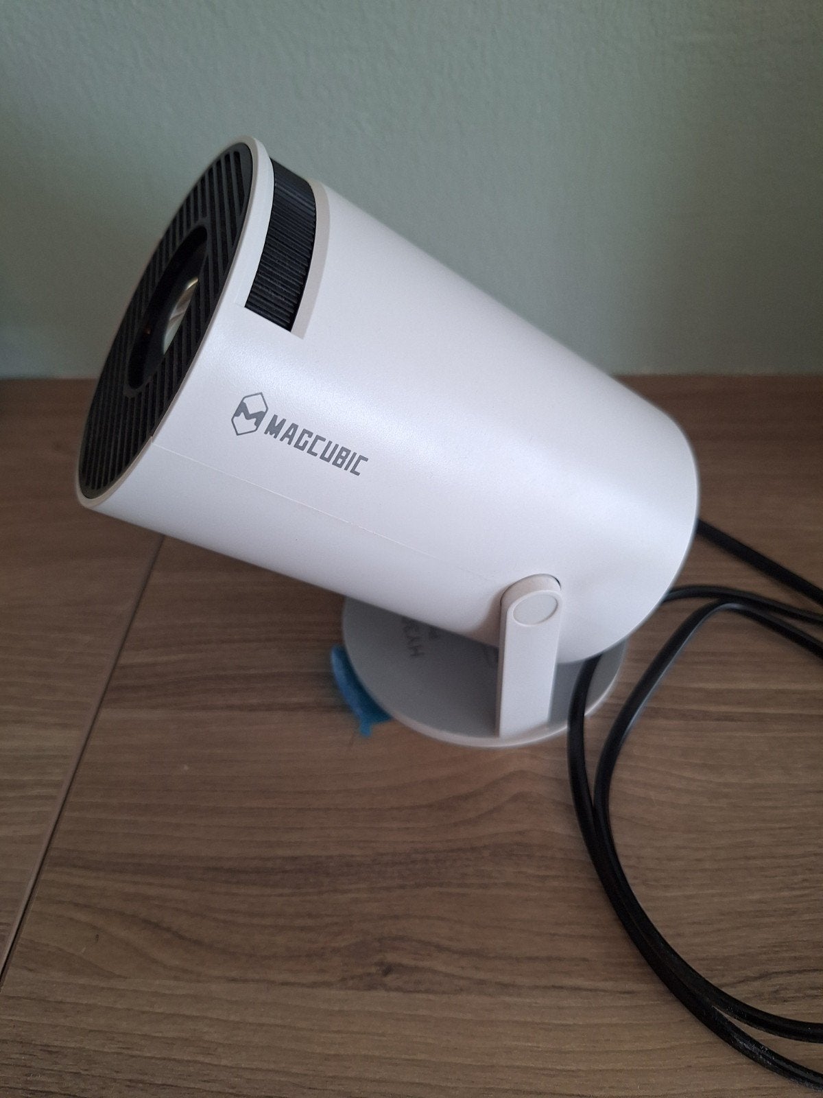 MAGCUBIC Smart Projector HY300 - Zo goed als nieuw, Audio, Tv en Foto, Beamers, MAGCUBIC, LED, Ophalen of Verzenden, Zo goed als nieuw