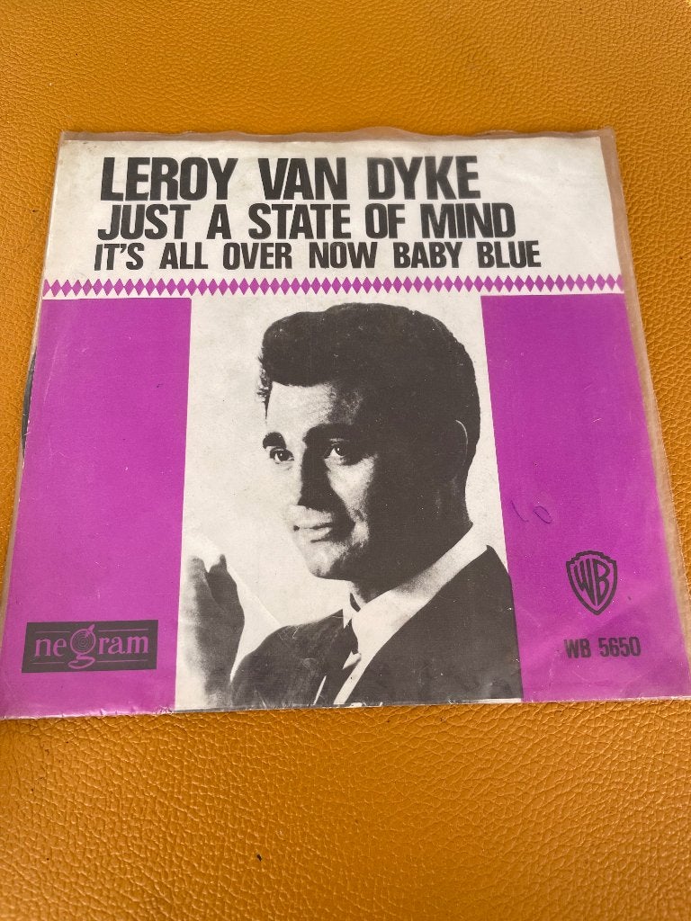 Leroy Van Dyke - Just a State of Mind / It's All Over Now, Gebruikt, 7 inch, Ophalen of Verzenden, Pop