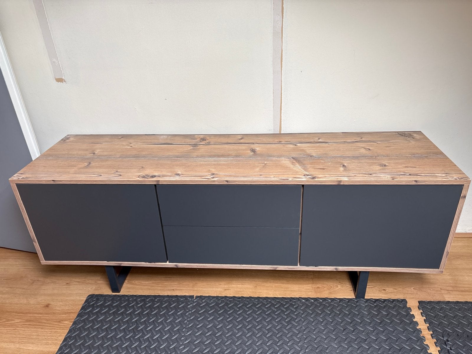 Tv meubel, Ophalen, Gebruikt, 100 tot 150 cm, Minder dan 100 cm