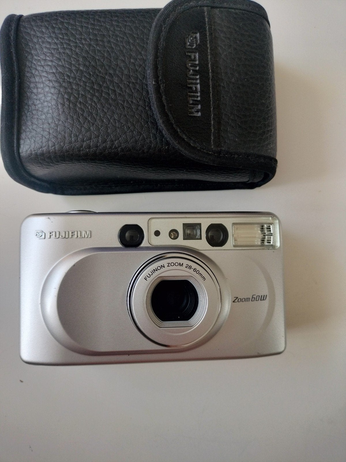 Fujifilm Zoom 60W  Fujinon 28-60mm compactcamera met hoesje, Ophalen of Verzenden, Zo goed als nieuw, Compact, Fuji