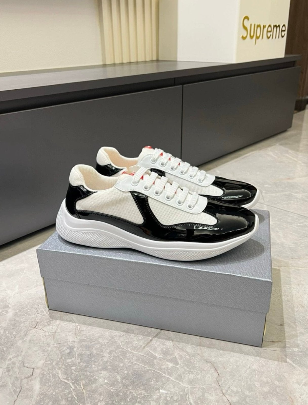 Prada Sneakers - Diverse kleuren en maten beschikbaar, Ophalen of Verzenden, Nieuw, Overige kleuren, Sneakers of Gympen