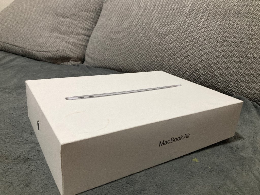 LEGE DOOS/EMPTY BOX MacBook Air m1 doos, 256 GB, Qwerty, 8 GB, 13 inch