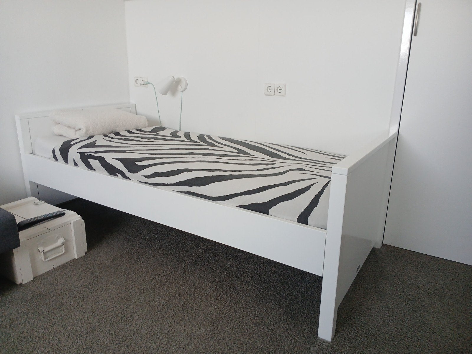 Één persoons bed, Gebruikt, 90 cm, Eenpersoons, Wit