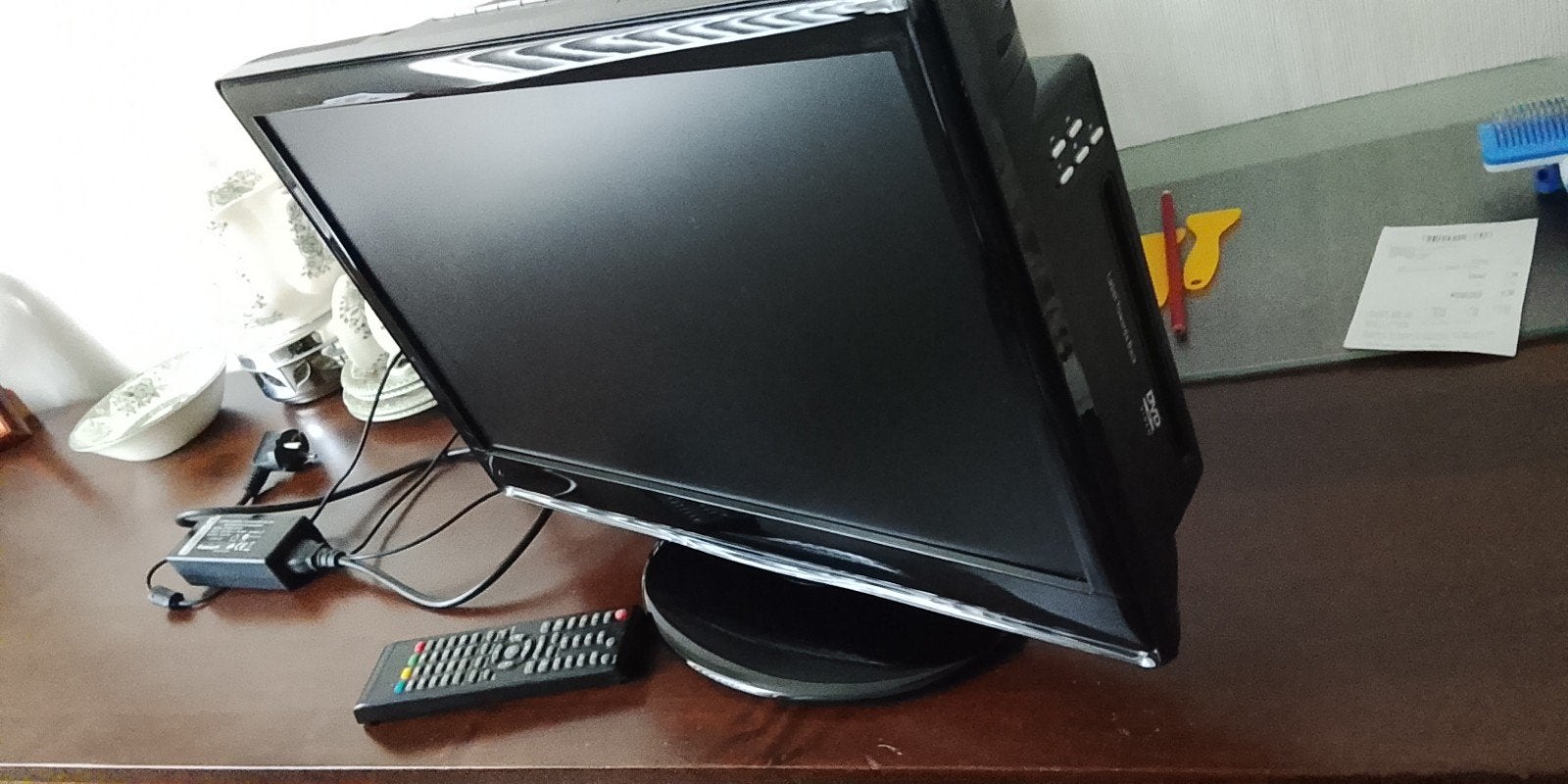 Salora 19 inch LCD TV met ingebouwde DVD-speler (S19A41D), Audio, Tv en Foto, Gebruikt, 50 Hz, LCD, 40 tot 60 cm