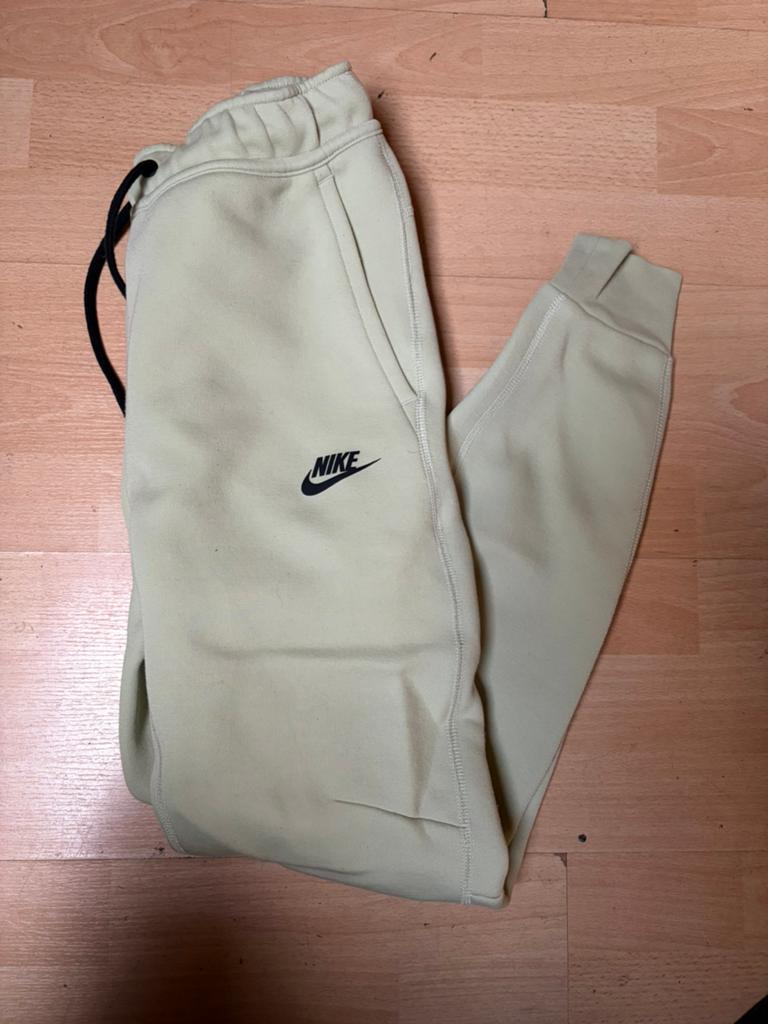 Nike Tech Fleece Heren Broek.- Licht Groen - Maat XS, Ophalen of Verzenden, Zo goed als nieuw, Maat 46 (S) of kleiner, Groen