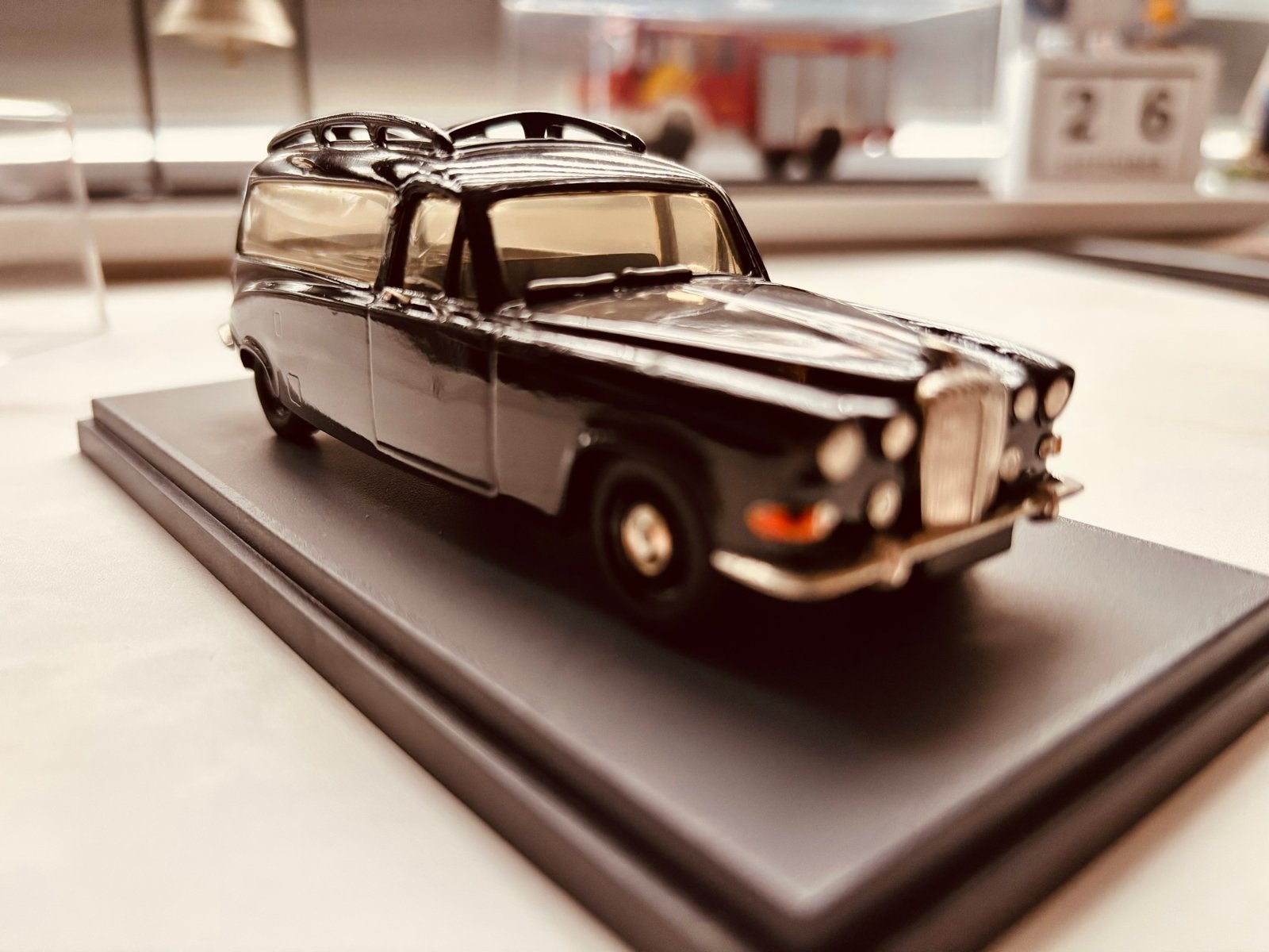 Daimler DS 420 Rouwauto Schaalmodel - Princess Diana, Hobby en Vrije tijd, Overige merken, Auto, 1:32 tot 1:50, Ophalen of Verzenden