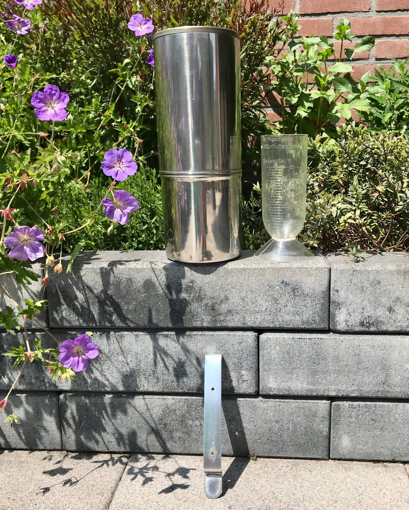 Weerstation Hellmann rain gauge ( regenmeter), Audio, Tv en Foto, Weerstations en Barometers, Ophalen of Verzenden, Gebruikt