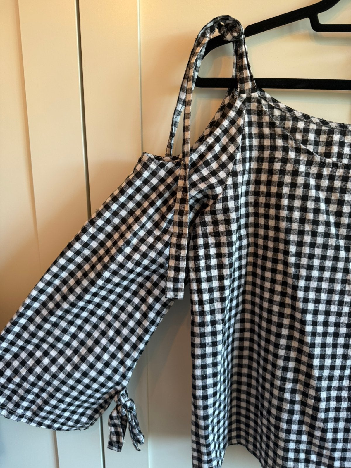 Geruite offshoulder blouse, top, maat 38, zwart met wit, Ophalen of Verzenden, Zo goed als nieuw, Maat 38/40 (M), Zwart