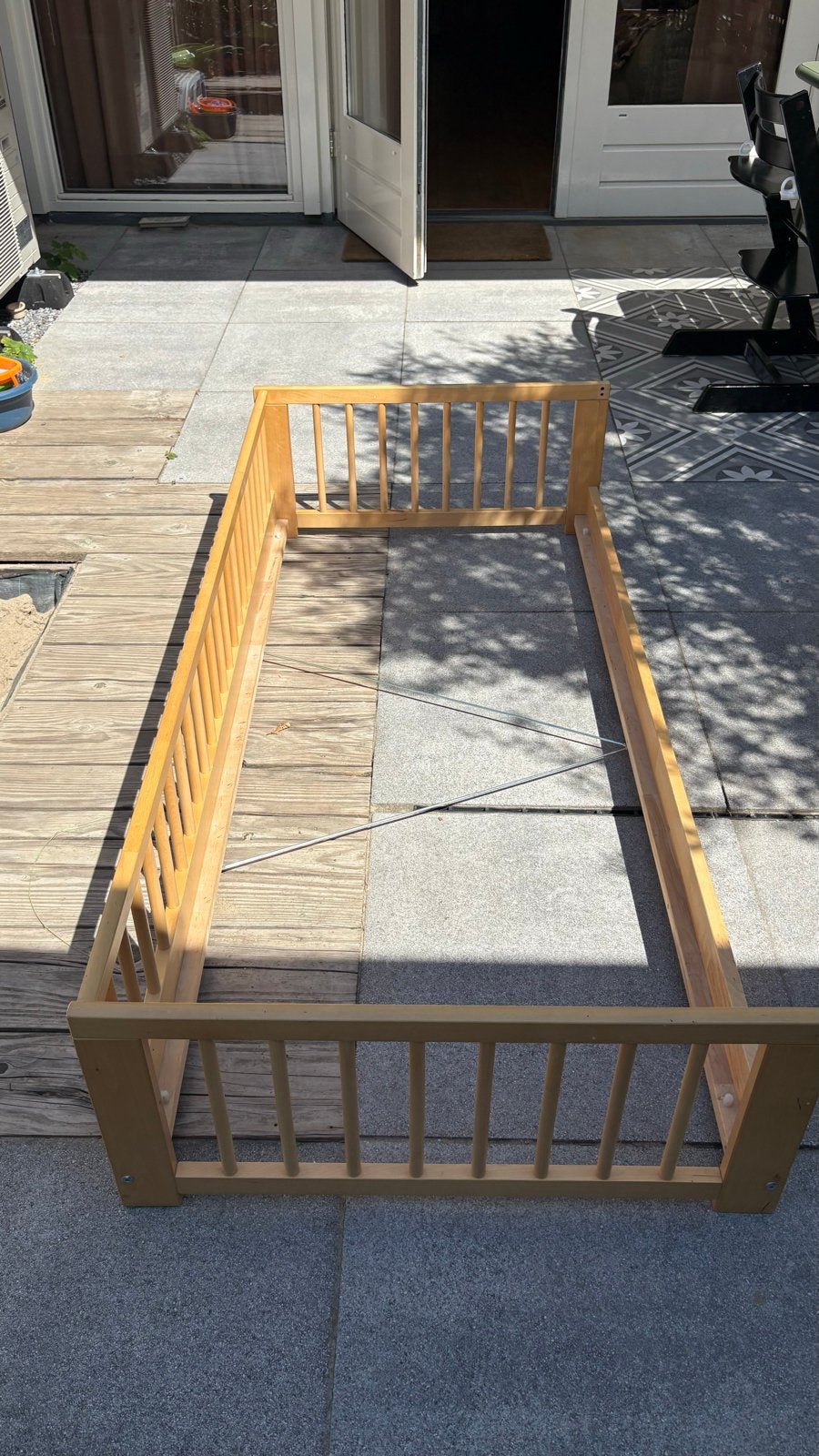 Kinderbedje Ikea met lage instap 160x70, Ophalen, Gebruikt, 70 tot 85 cm, Lattenbodem