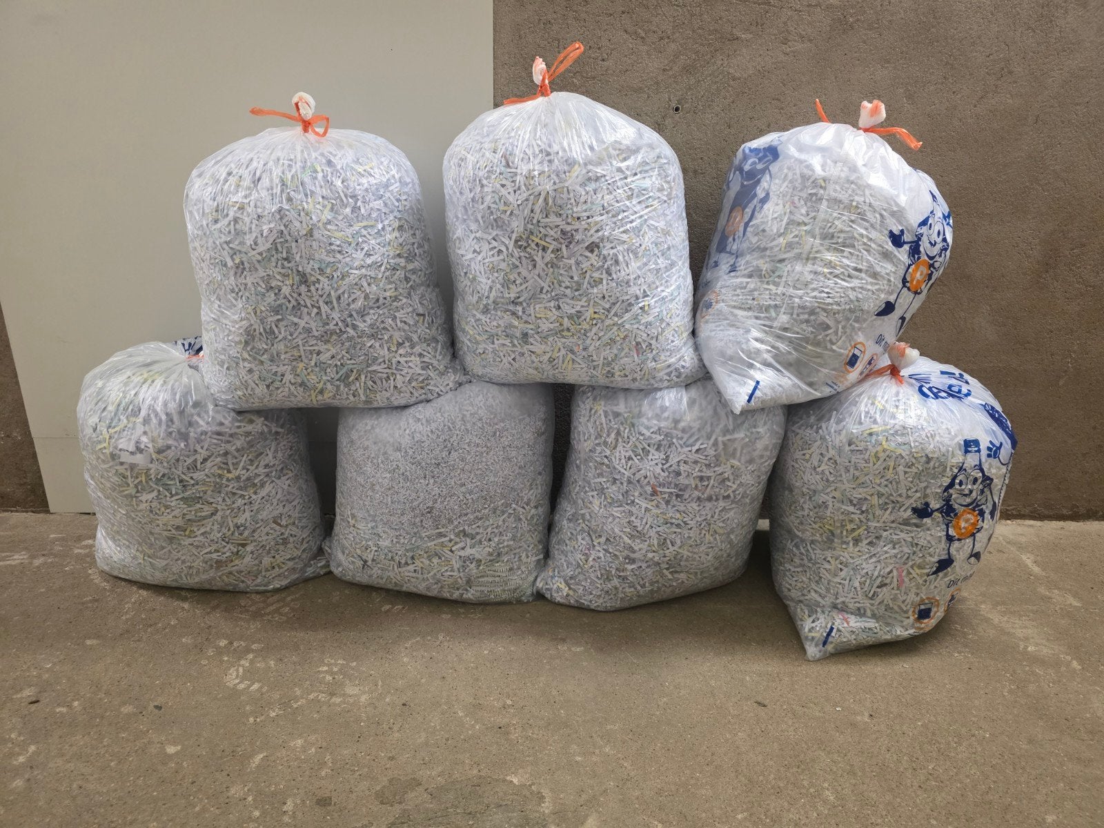 opvulmateriaal papiersnippers 7 X 3kg, Diversen, Ophalen, Nieuw