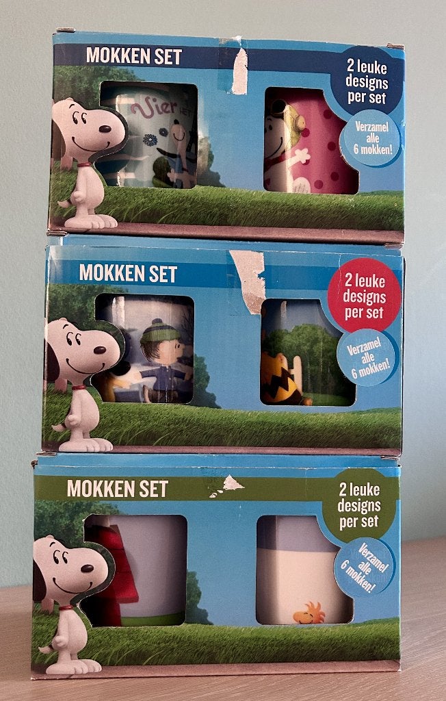Set van zes Snoopy bekers / mokken Charlie Brown en Peanuts, Ophalen of Verzenden, Snoopy, Zo goed als nieuw, Gebruiksvoorwerp