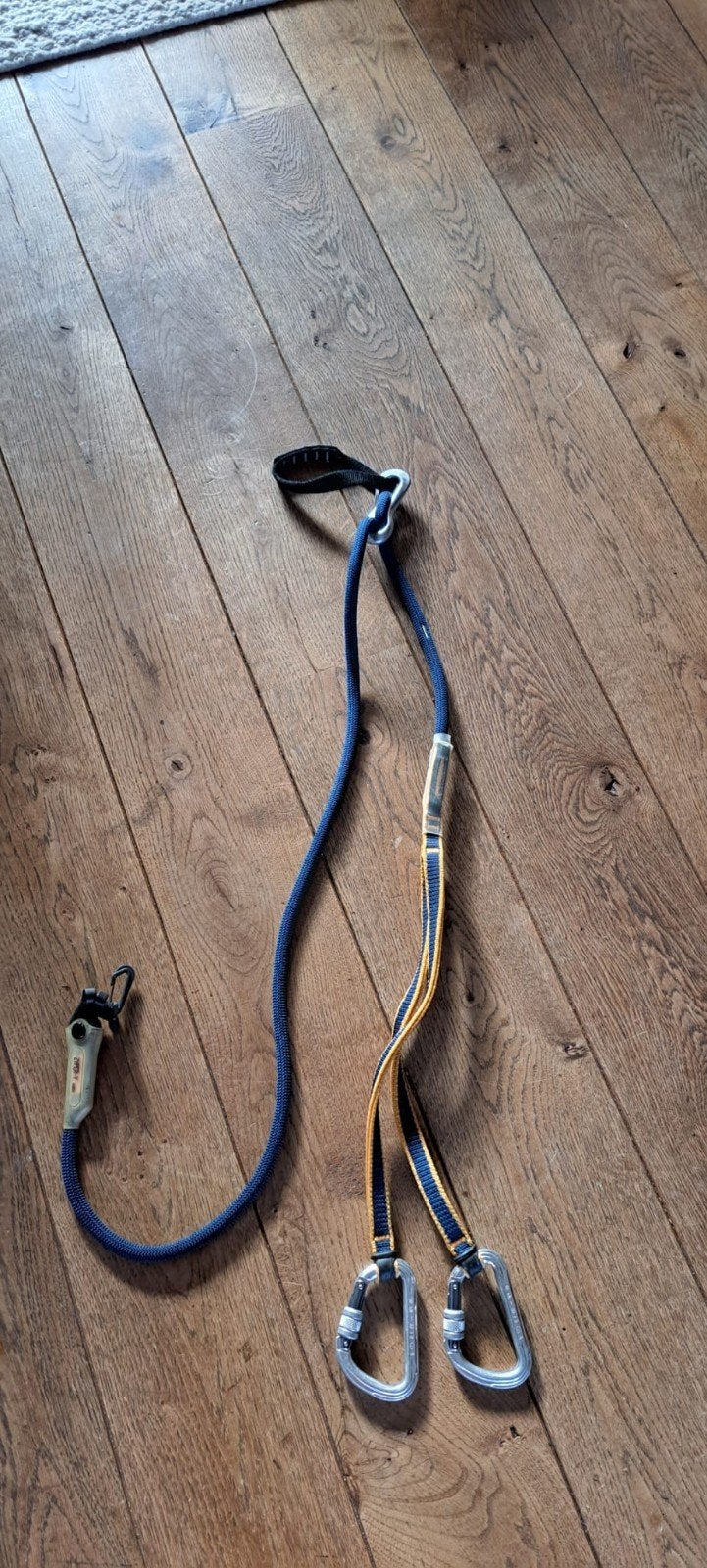 Klettersteigset Petzl Zyper-Y met twee karabiners, Ophalen of Verzenden, Zo goed als nieuw, Klimsport-accessoire
