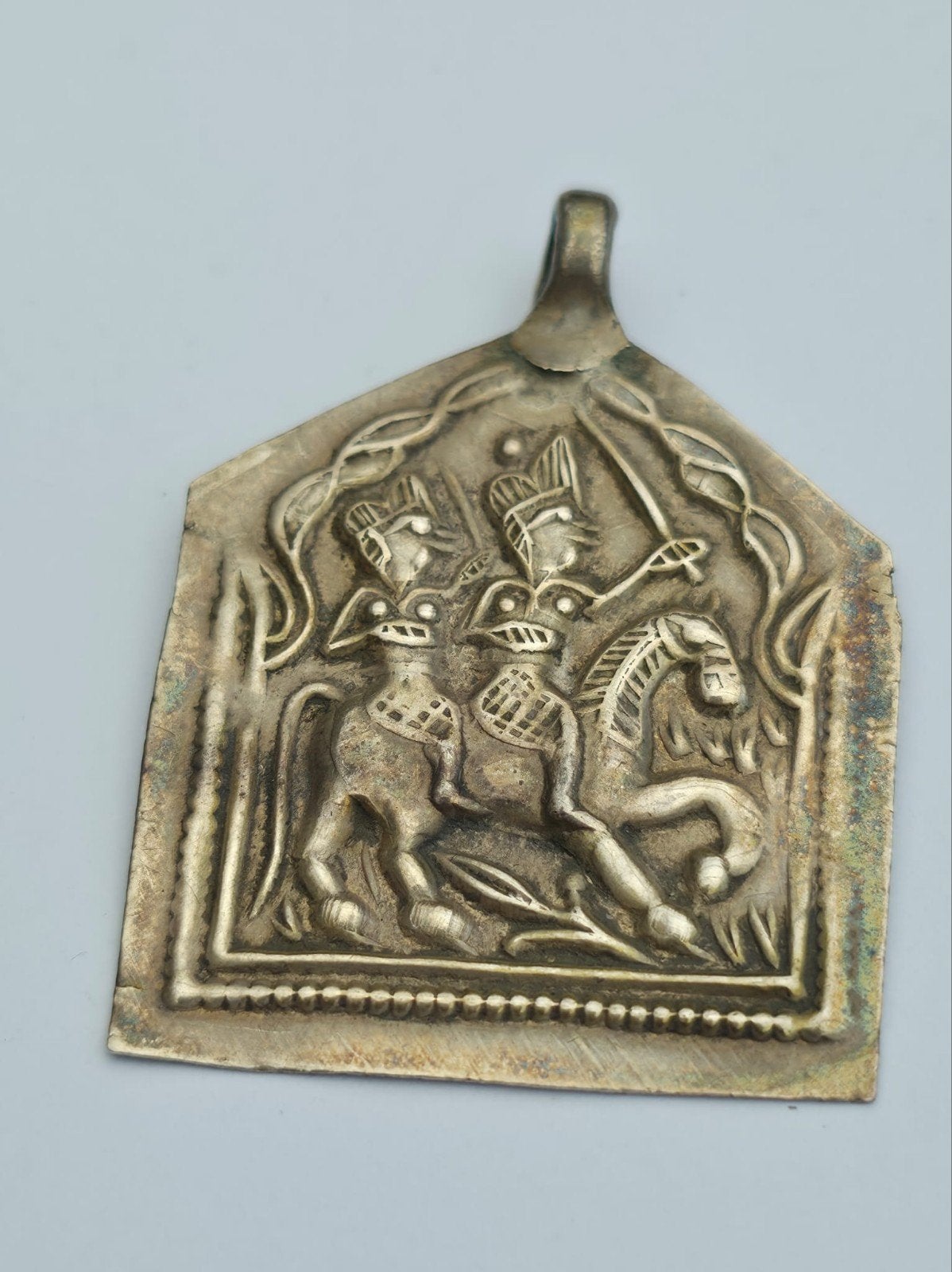 Zilveren Antieke Hanger Krijger op Paard, Verzenden, Zilver