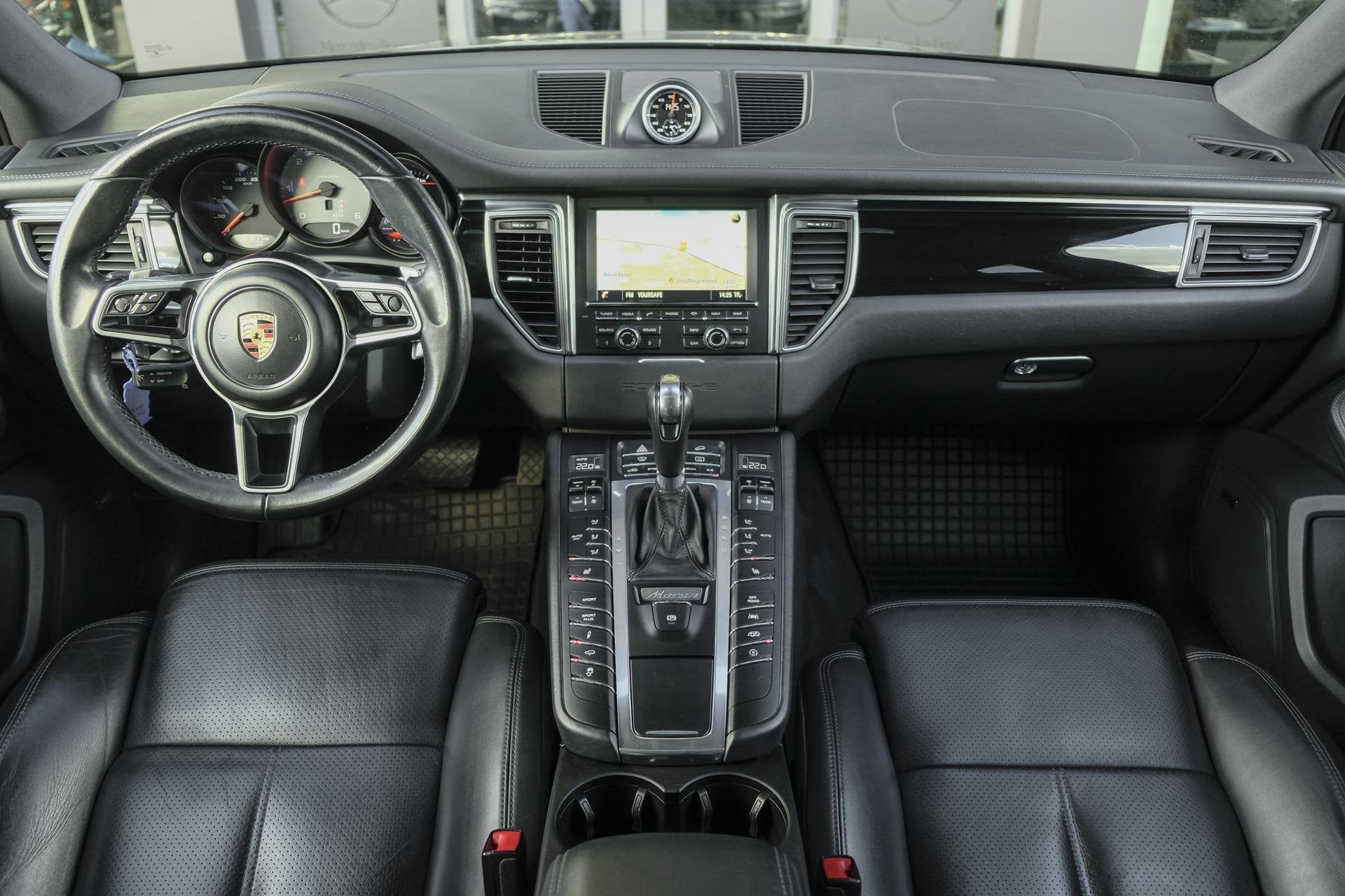Porsche Macan S 3.0 D 258pk Panoramadak Bose Luchtvering Spo, Auto's, Automaat, Gebruikt, 258 pk, Bedrijf